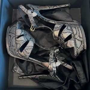 Saint Laurent Tributes